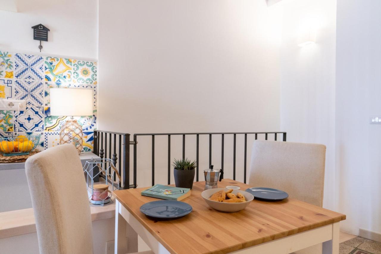 Casa Talete Cozy Apartment In Ortigia - First Floor Syracuse Bagian luar foto