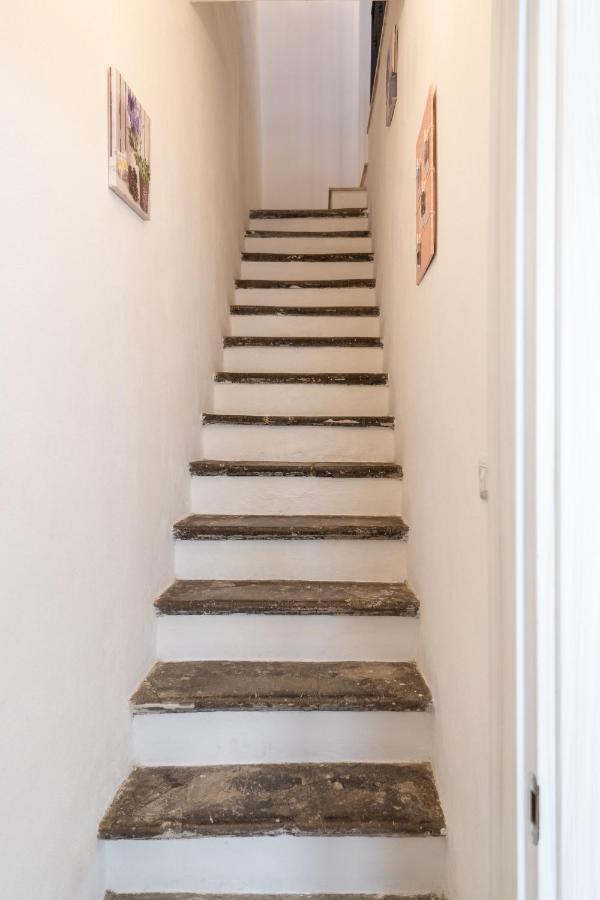 Casa Talete Cozy Apartment In Ortigia - First Floor Syracuse Bagian luar foto